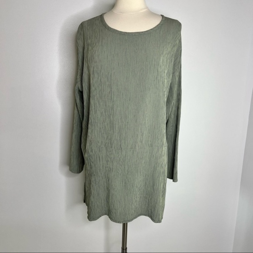 Flax By Jeanne Engelhart Lagenlook Pullover Green and gray micro plaid tunic top